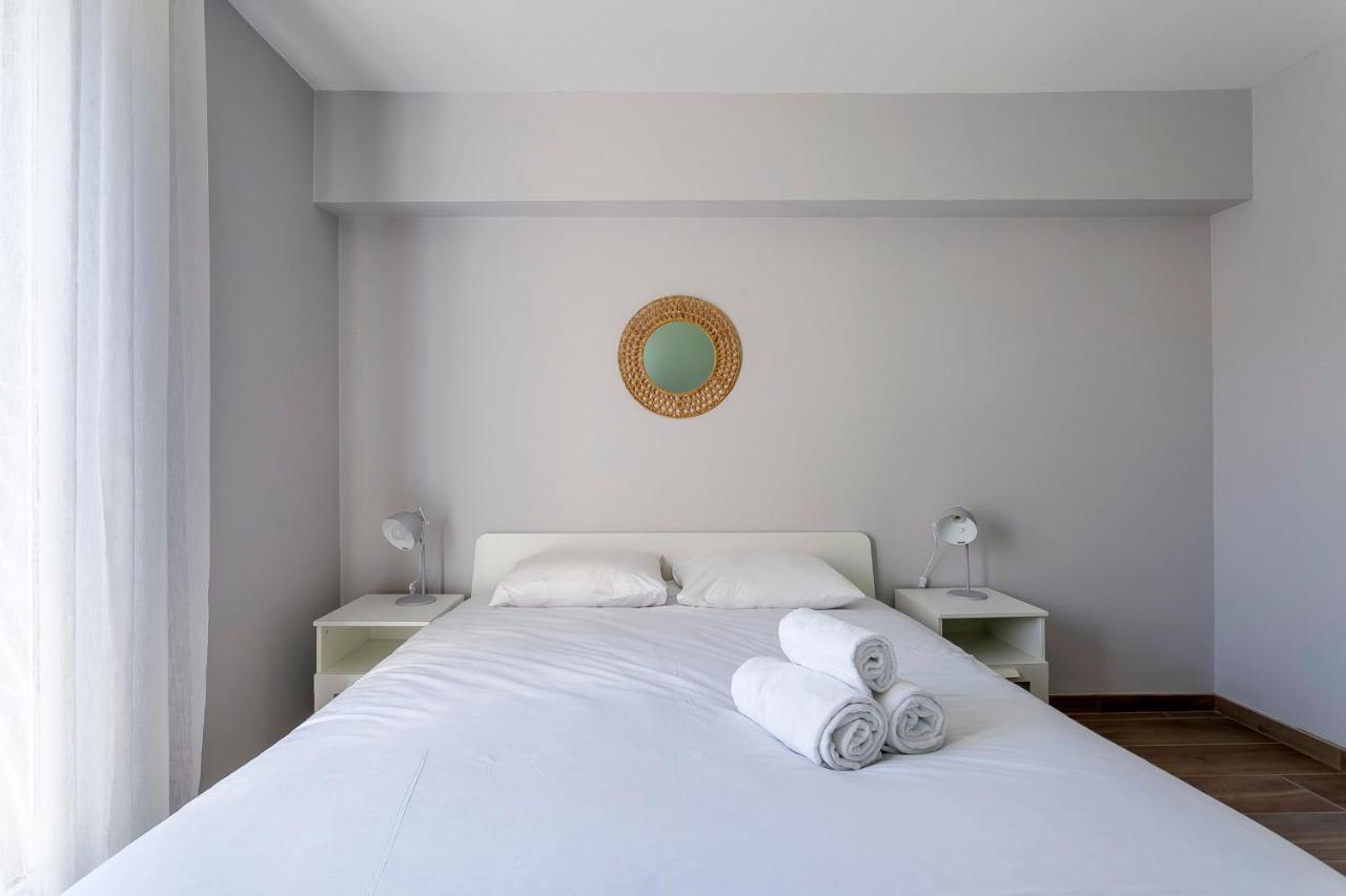 Suite Granges En Rez-De-Jardin Pour 4 Voyageurs Lyon Exterior foto